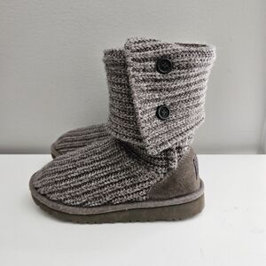 UGG Australia Boots Youth Cardy Winter Snow Gray Knitted Button Mid Calf Size 1
